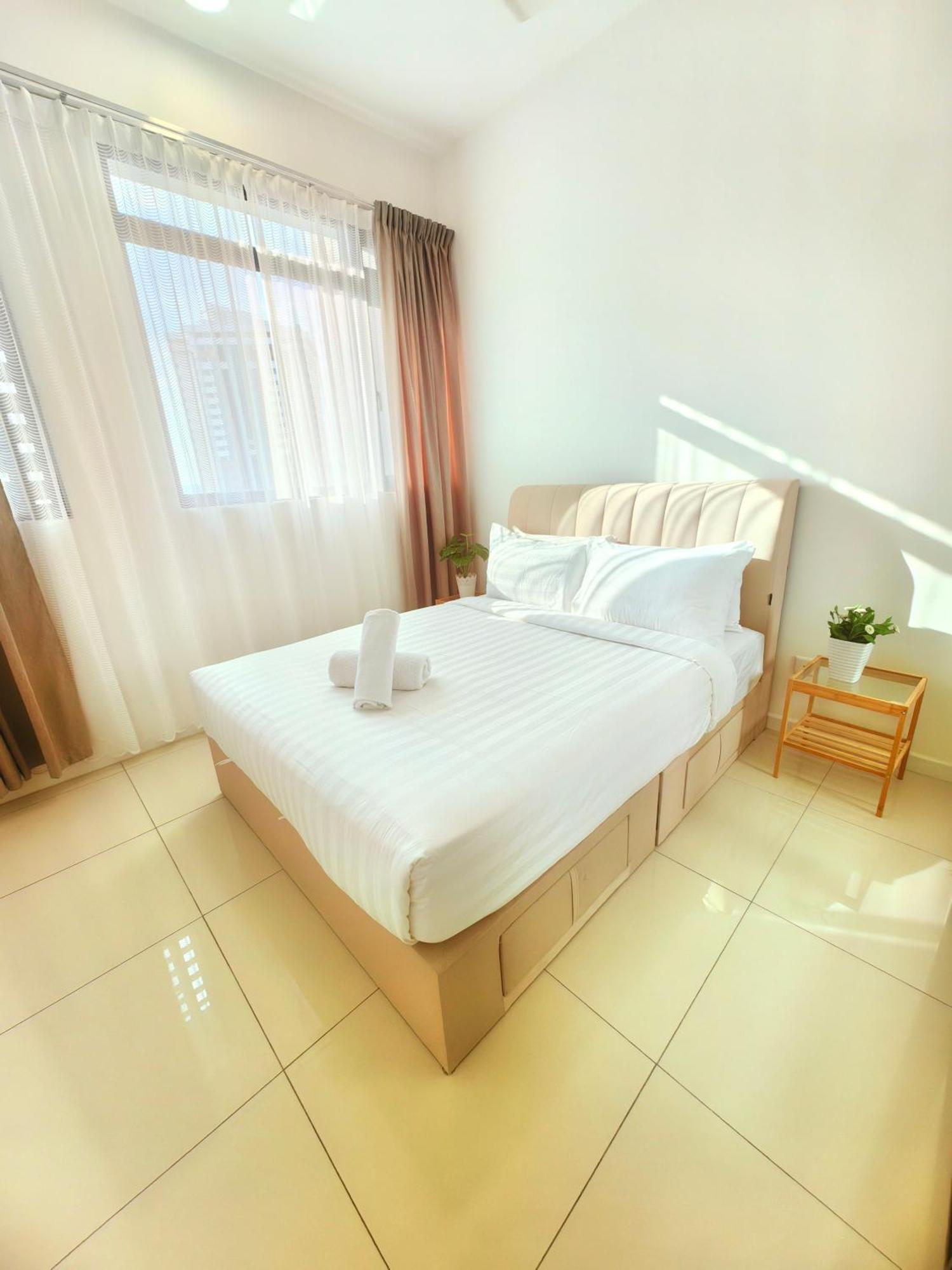 Apartment Chambers Klcc By Purple Orchid *