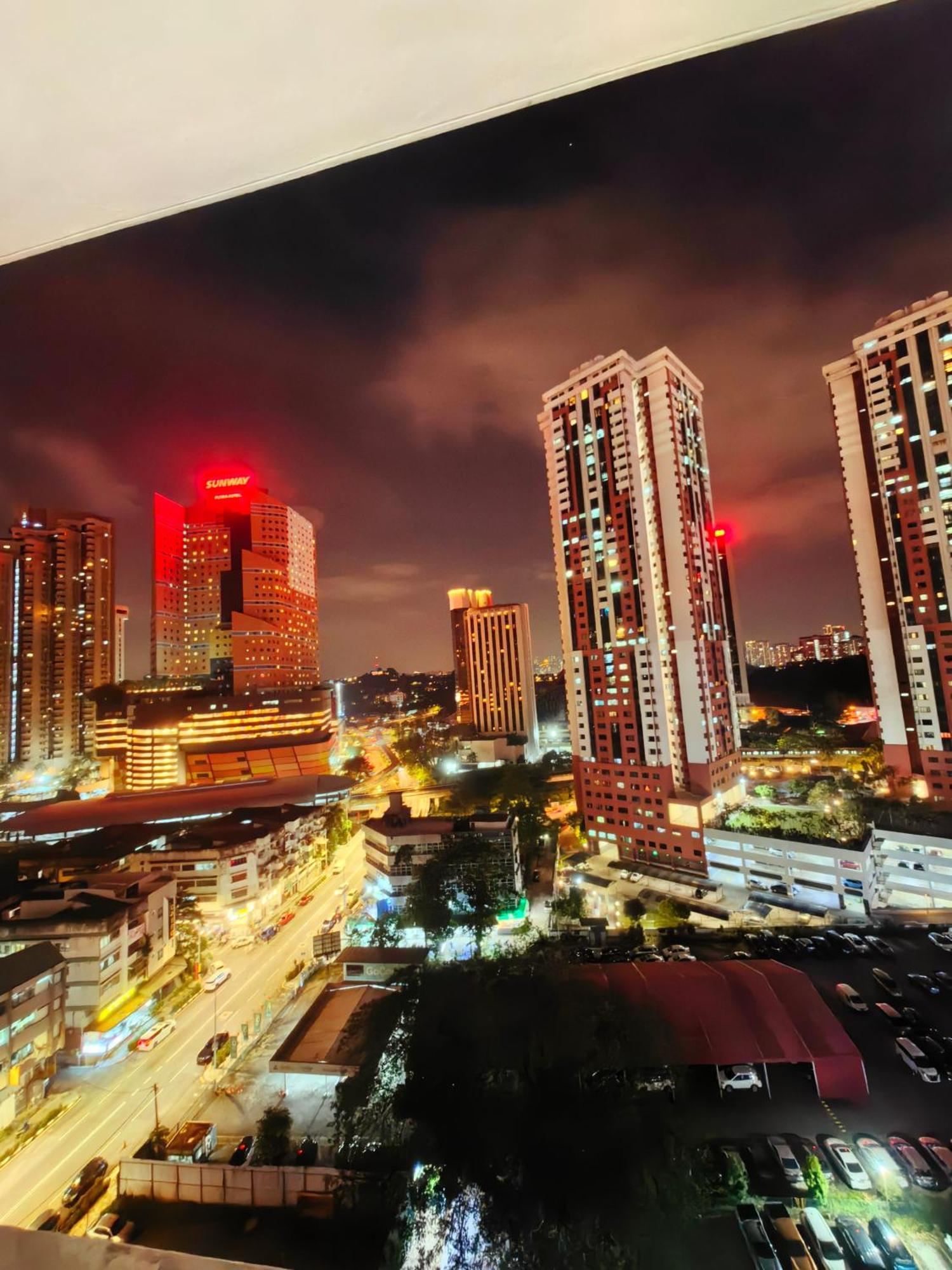 Chambers Klcc By Purple Orchid * Kuala Lumpur