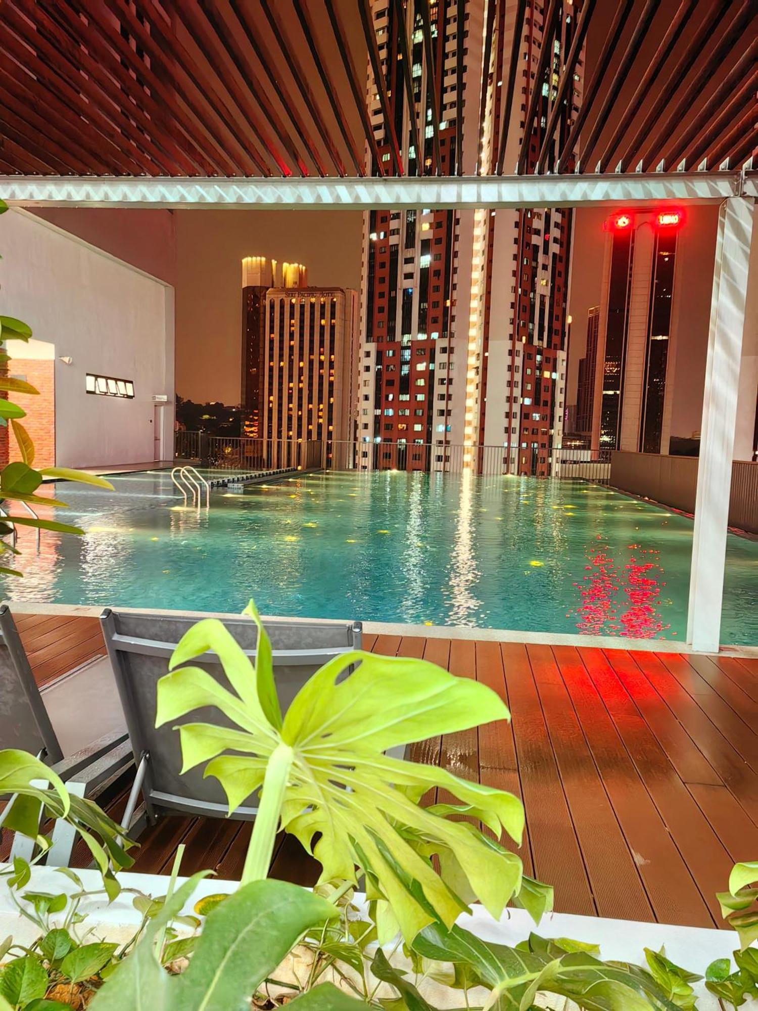 Chambers Klcc By Purple Orchid